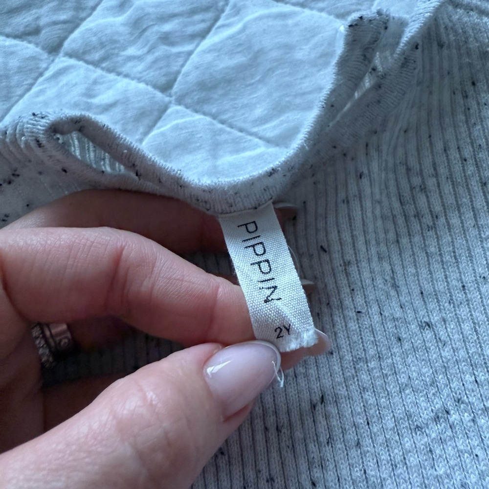 Pippin Gray Ribbed Sweater - Picture 5 of 5